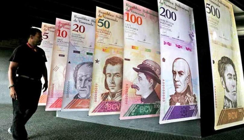 En medio de la incertidumbre, Venezuela estrena nueva moneda, el "bolívar soberano"