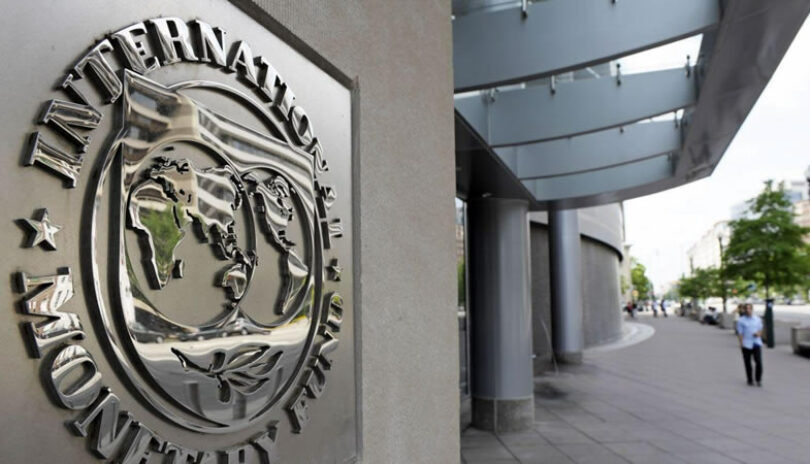 Fondo Monetario Internacional eleva proyección de crecimiento para Chile