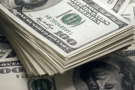 El dólar alcanza los $700, su valor más alto desde febrero de 2016