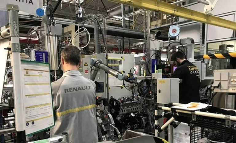 Fiat Chrysler y Renault negocian fusión al 50% de ambas compañias