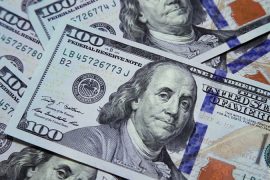 Dólar se cotiza en 724 pesos