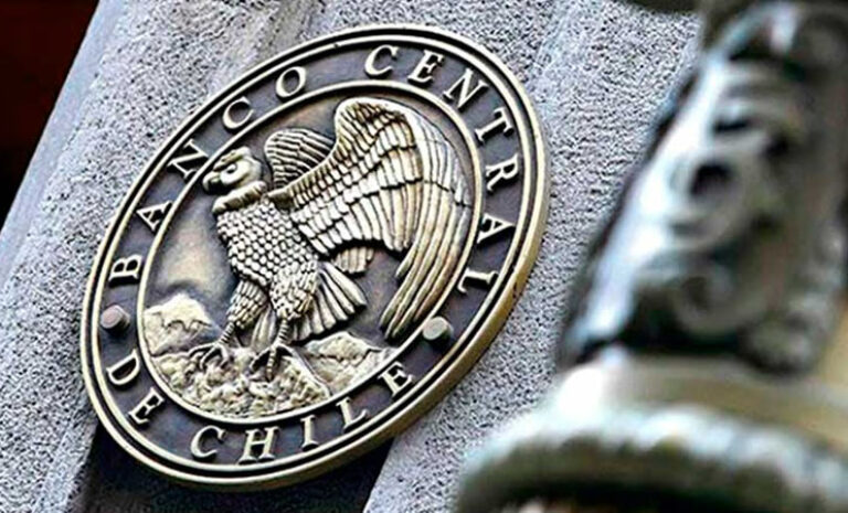 Banco Central baja la tasa de interés a un 1,75% y advierte efecto en la economía por las movilizaciones
