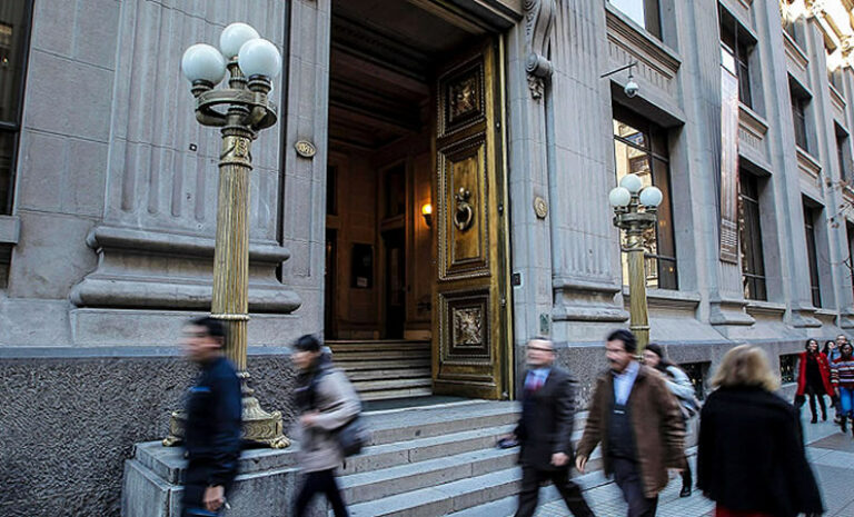 Actividad económica crece 1,1 en diciembre de 2019