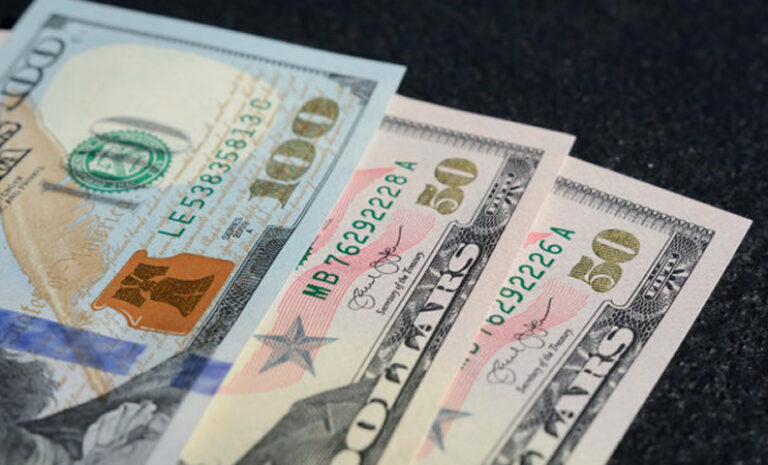 Valor dólar hoy en Chile lunes 4 de mayo 2020