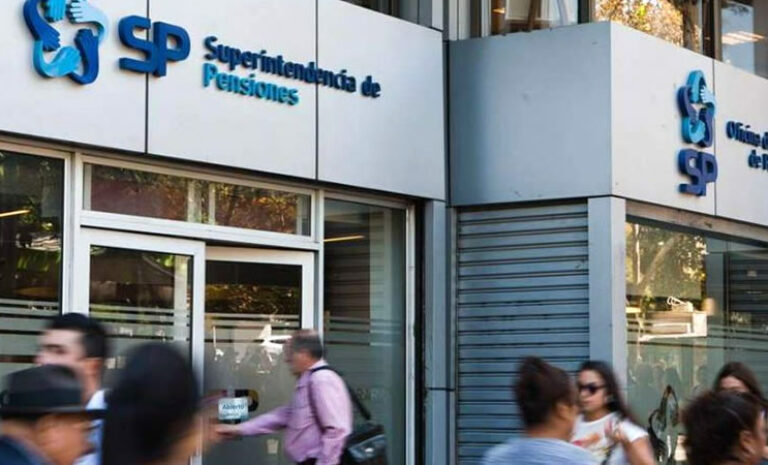 A partir de febrero habrá nuevos topes imponibles para fondos de pensiones, salud y otras cotizaciones