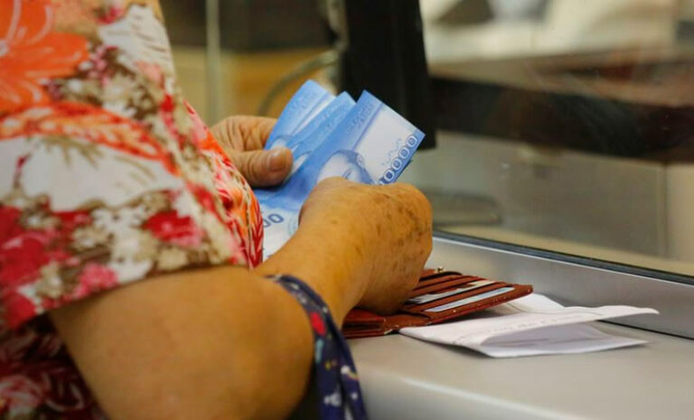 Abren postulaciones al IFE y Bono Covid de abril, proceso se extenderá hasta el domingo 18 de abril