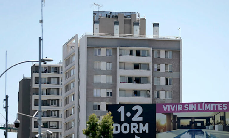 Venta de departamentos en el Gran Santiago registró un crecimiento anual de 131,3%