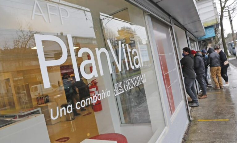 Todos los fondos de pensiones rentaron negativo en septiembre, Fondo E anotó su peor caída histórica