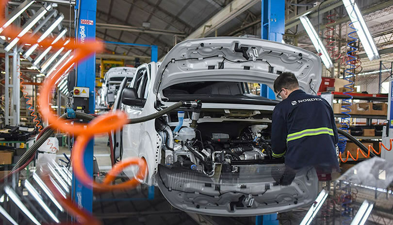 Ford Motors inaugura planta en Uruguay, donde fabricará 50.000 vehículos al año