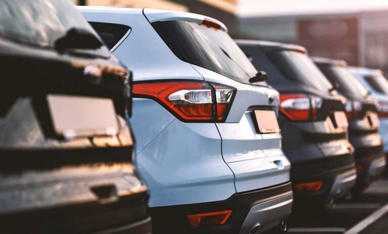 Ventas de autos usados caen 31,5% en octubre y precios continúan a la baja