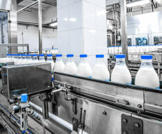 Exportaciones de productos lácteos registraron caída del 32% en comparación a 2022