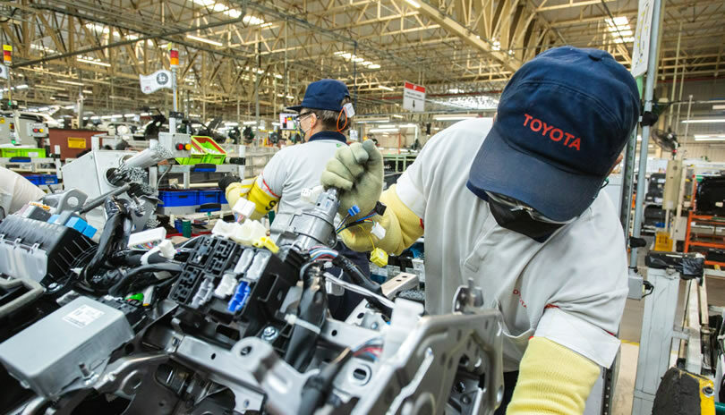 Toyota invertirá US$337 millones para producir un nuevo modelo híbrido en Brasil