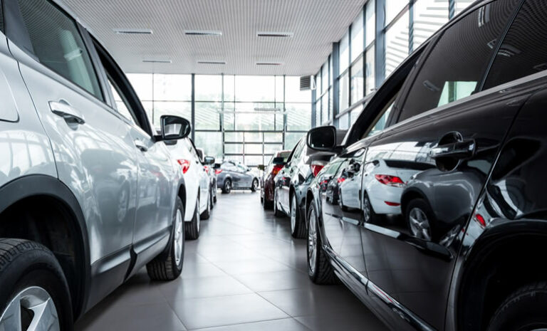 Venta de autos nuevos cayó un 48% en abril, alcanzando su menor nivel desde 2020