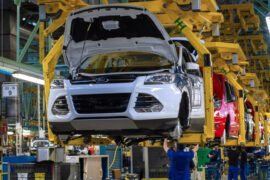 Ford inaugura su primera planta de fabricación de autos eléctricos en Europa
