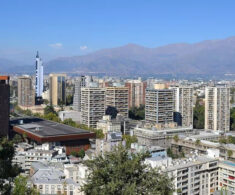 Santiago lidera oferta de arriendos en la RM durante el primer semestre y precio promedio cayó