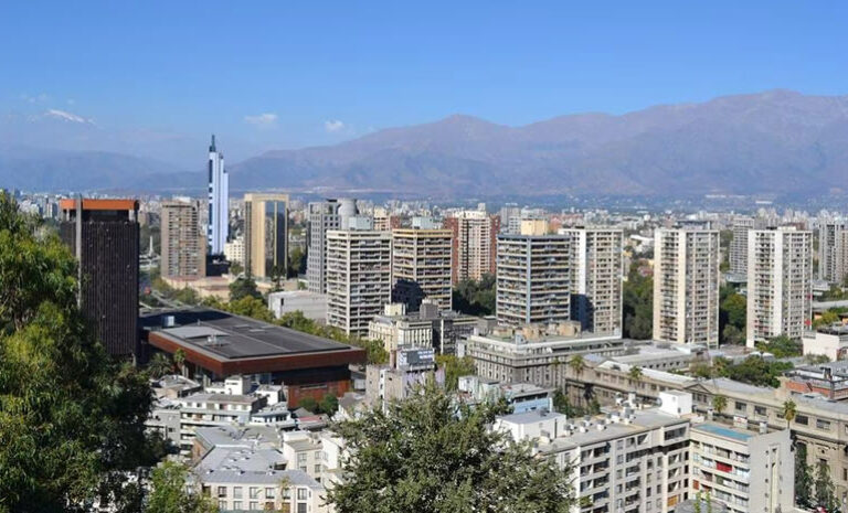 Santiago lidera oferta de arriendos en la RM durante el primer semestre y precio promedio cayó