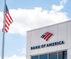 Las utilidades de Bank of America aumentaron gracias a la subida de las tasas de interés