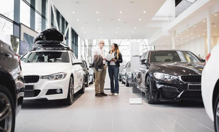 Chileautos y Santander Consumer refuerzan alianza para simplificar proceso de financiamiento automotriz