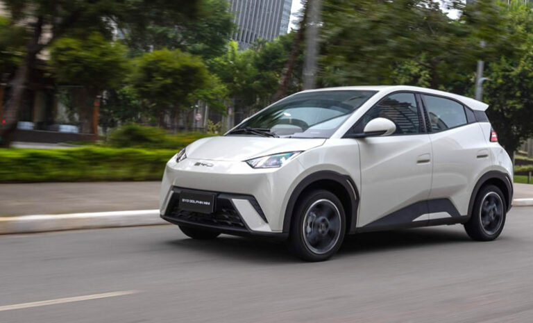 BYD lanza en Chile su nuevo vehículo eléctrico Dolphin Mini