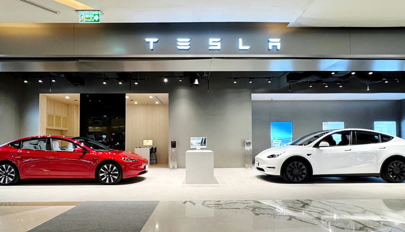 Santander Consumer y Tesla firman alianza para el financiamiento de ...