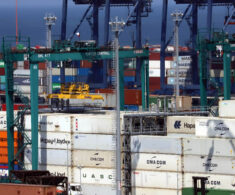 Chile lidera exportaciones globales de cobre, litio, cerezas y salmón