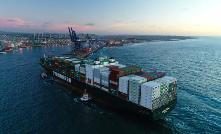Exportaciones alcanzan cifra histórica: Más de 6 mil empresas realizaron envíos internacionales en 1S