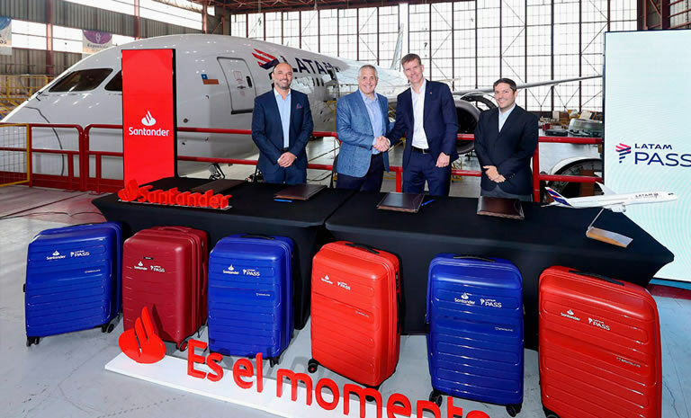 Santander y LATAM Pass extienden su alianza por 5 años más