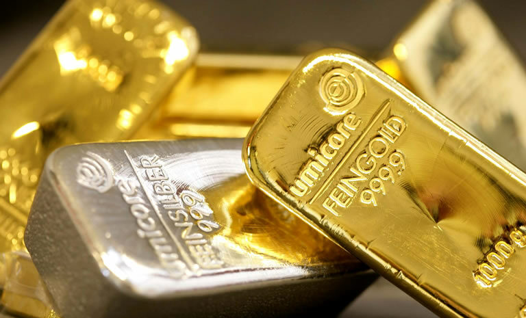 La plata alcanza su mayor nivel en un mes y el oro repunta en los mercados internacionales