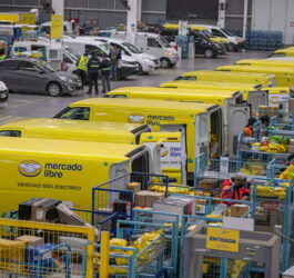 Mercado Libre inaugura primer centro logístico en Biobío, potenciará la gestión de más de 2.500 vendedores