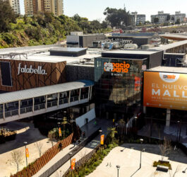 Falabella es reconocida por SernamEG con el Sello Iguala Conciliación en el sector retail