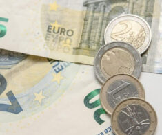 Euro consolida su posición como la segunda moneda global ante el avance del yuan
