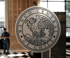 Banco Central renueva acuerdo de US$7.500 millones con China