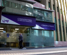 CMF propone exigir cédula de identidad para depósitos desde $1 millón