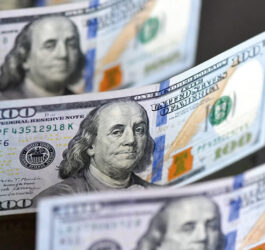 Dólar retrocede en Chile y se aleja de los $1.000 ante recuperación del cobre