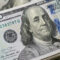 Dólar hoy en Chile se mantiene cerca de $984 pese al avance del cobre