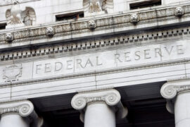 Fed mantiene tasas entre 3,75% y 4% y deja abierta posibilidad de nuevas alzas