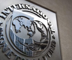 Chile crecería 0,6% en 2026 tras fuerte recorte del FMI