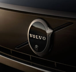 Acciones de Volvo Cars caen 27% tras reportar fuertes pérdidas trimestrales
